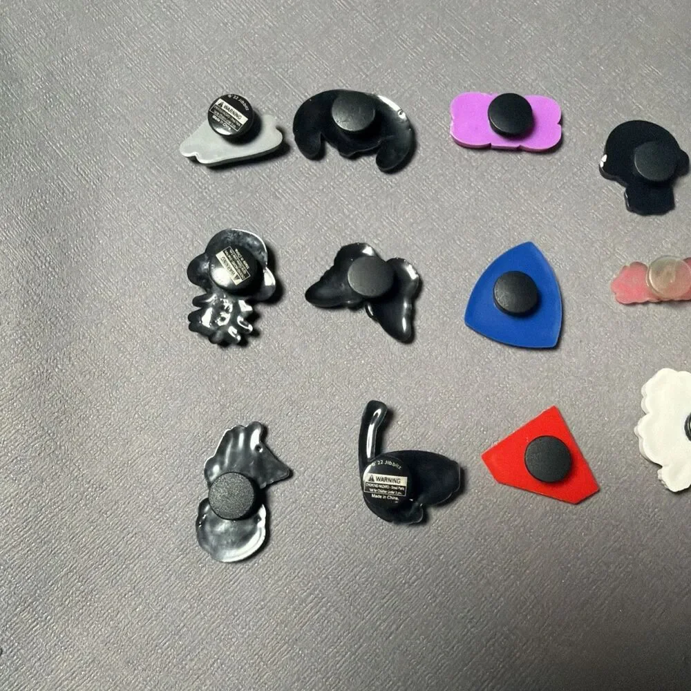 19Shoe Charms for Crocs – Mixed Cartoon  & Character Designs-L
